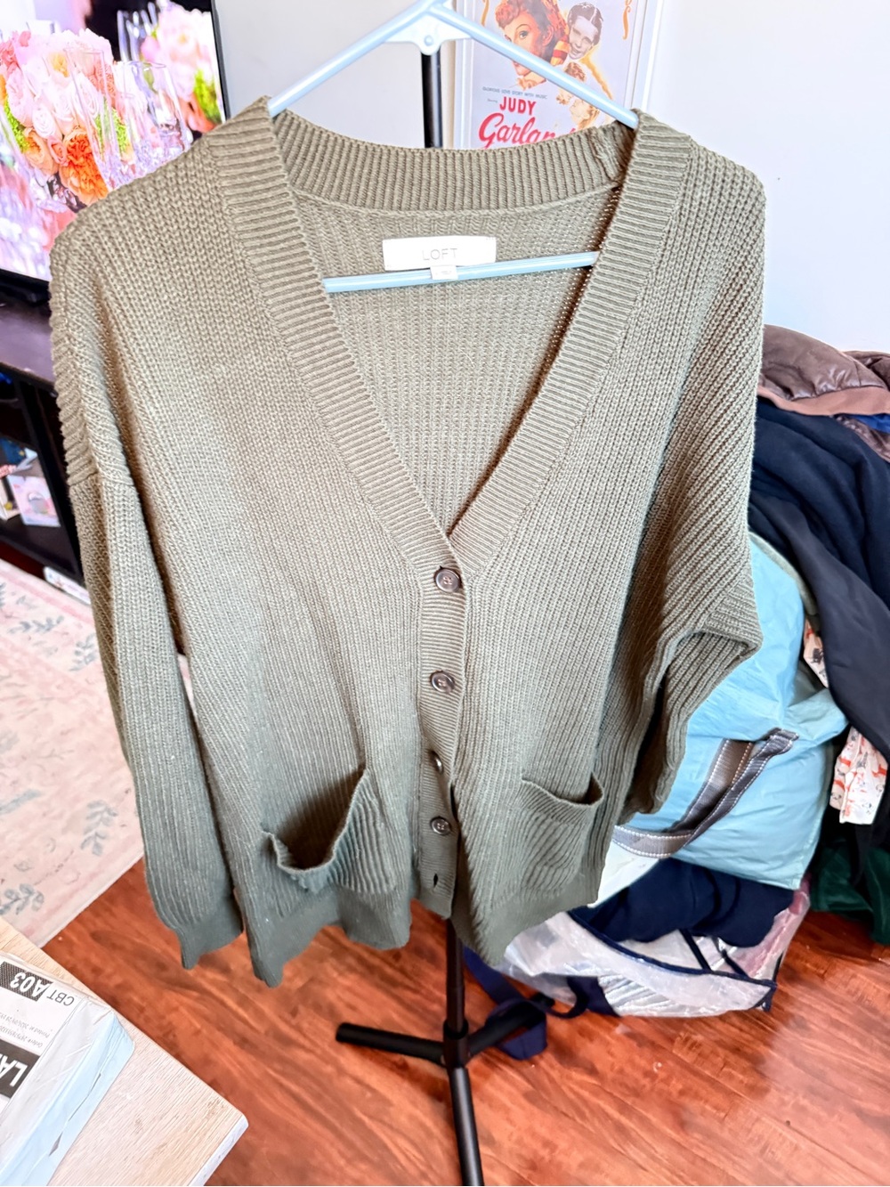 LOFT Olive Green V-Neck Button Front Cardigan